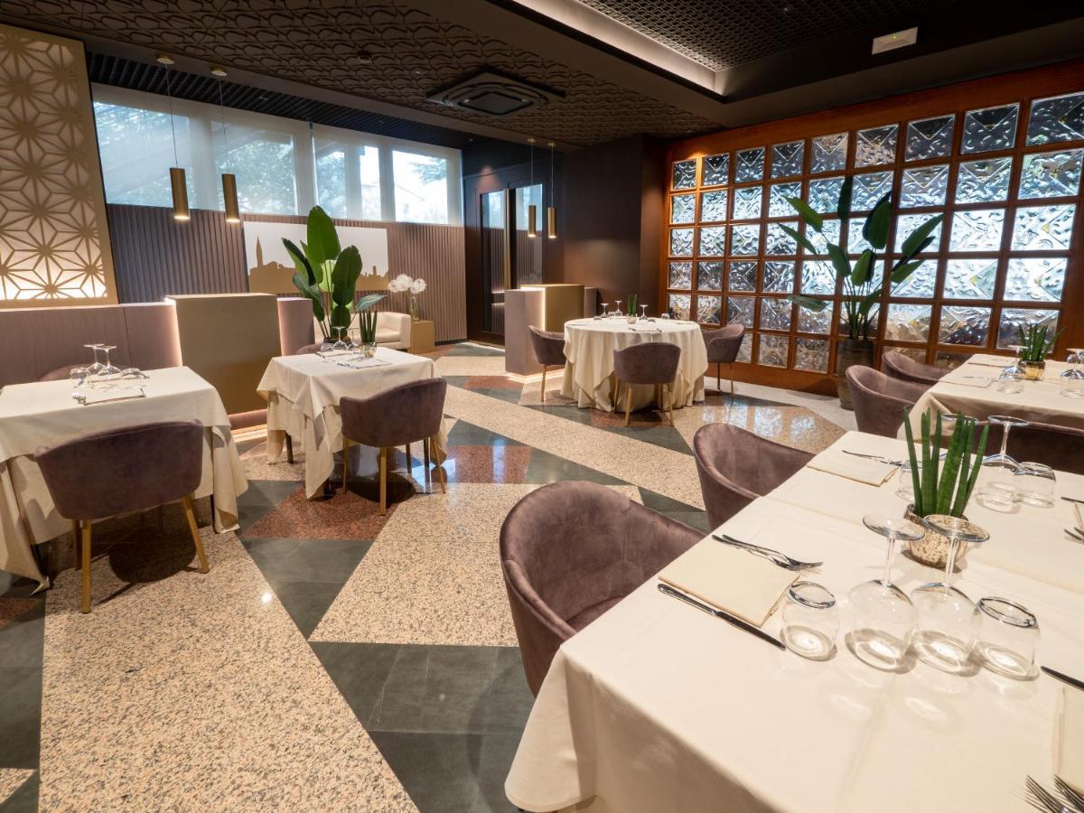 Hotel Minerva Arezzo Esterno foto