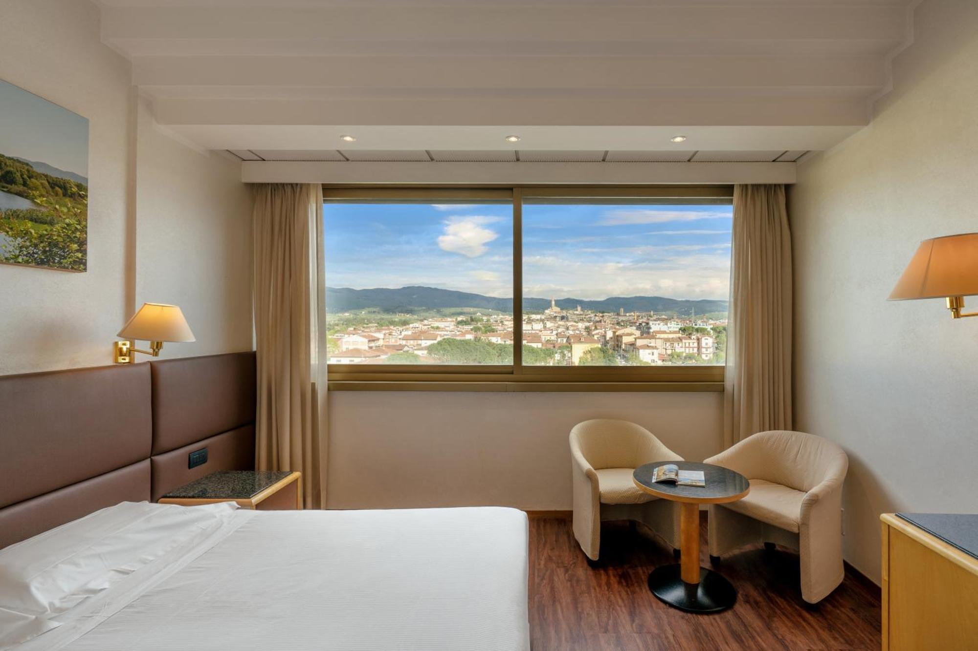 Hotel Minerva Arezzo Esterno foto