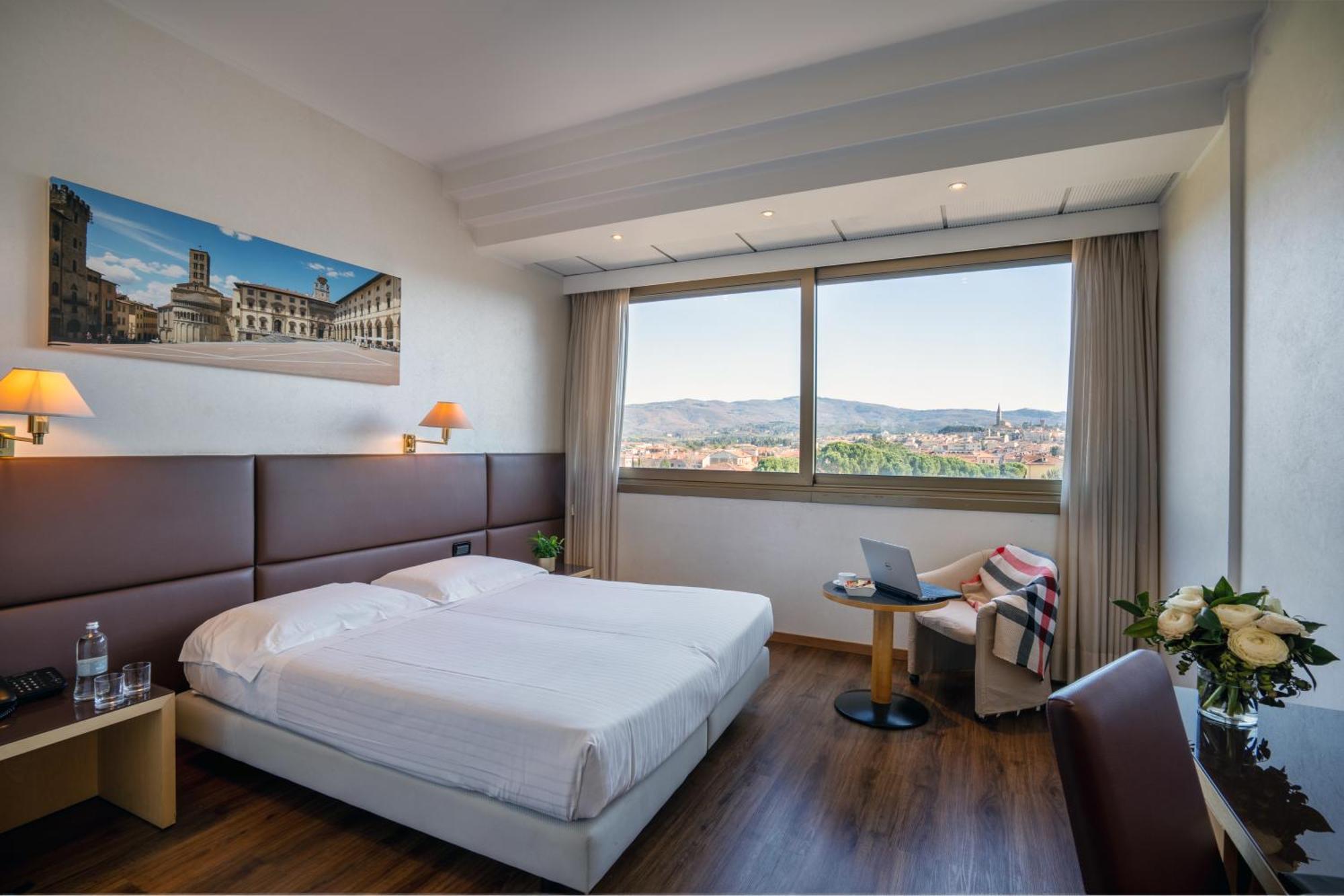 Hotel Minerva Arezzo Esterno foto